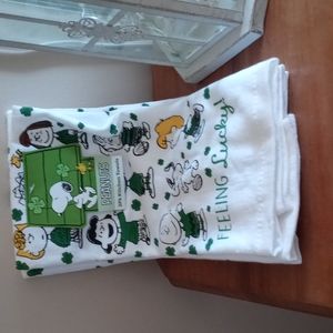 Snoopy St Patrick's kitchen towels